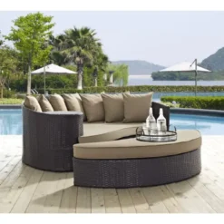 Dark Brown Wicker Outdoor Patio Daybed | Luxury Garden, Poolside & Balcony Lounger with Beige Cushions
